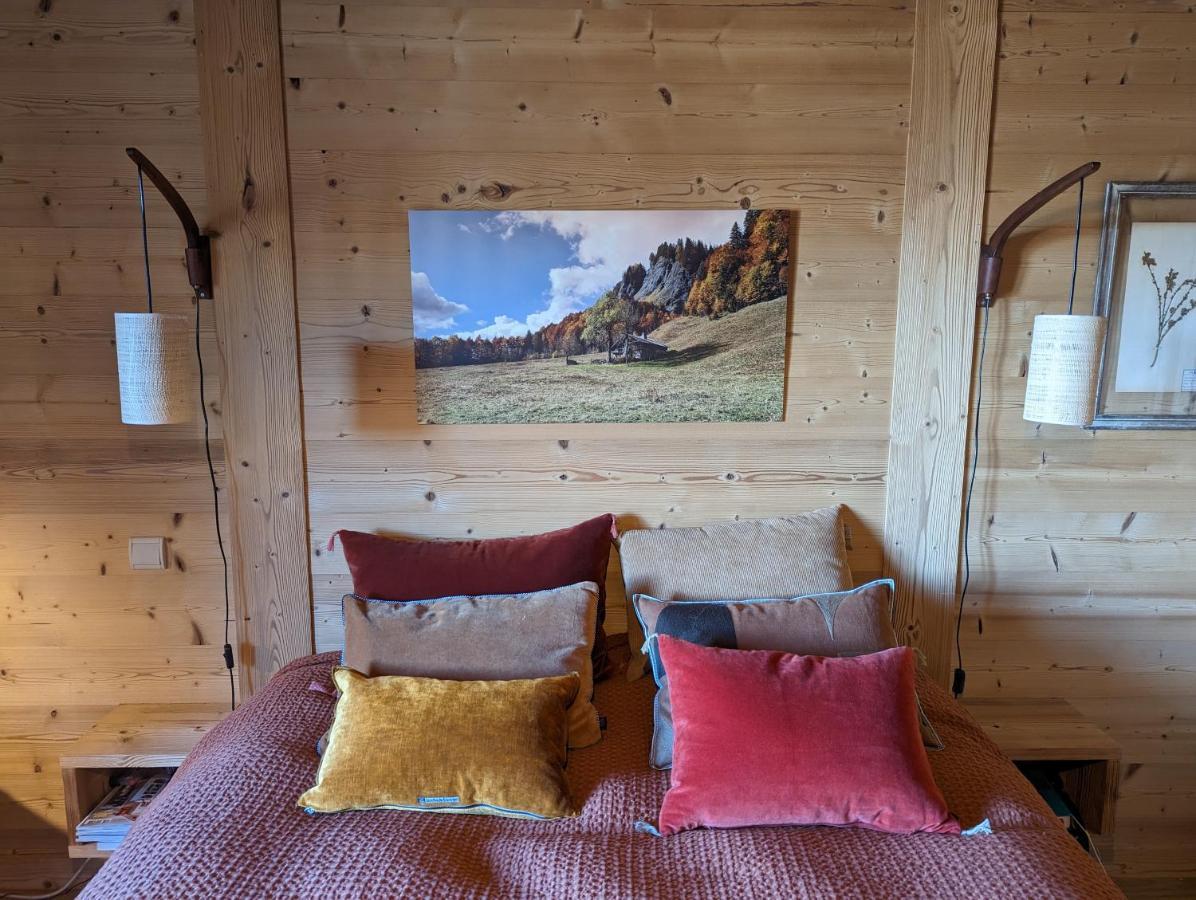 Bas De Chalet Au Coeur Des Aravis, Entre Lac Et Montagne Saint-Jean-de-Sixt Exterior foto